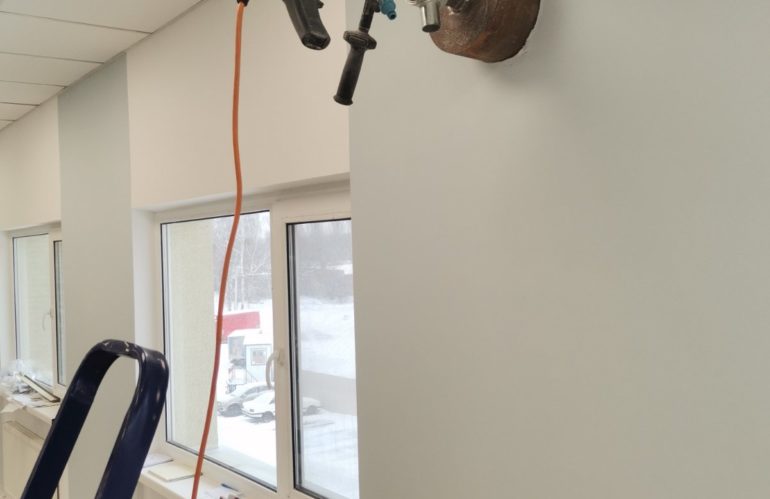 Сверление отверстий без пыли и грязи.